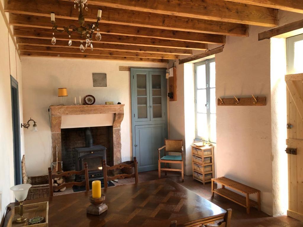 Le Tarde - Crecerelle Villa Saint-Désiré Kültér fotó